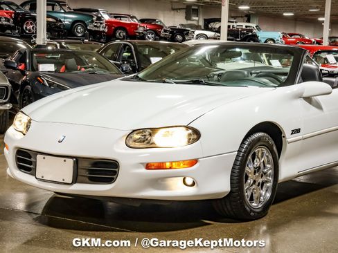 Used 2002 Chevrolet Camaro Z28 RWD image 34