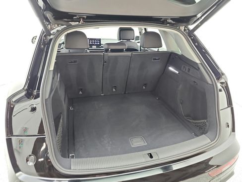 Used 2023 Audi Q5 2.0T Premium w/ Convenience Package AWD/4WD image 21