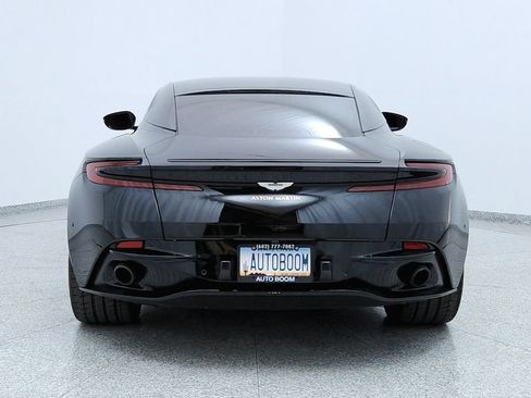 Used 2018 Aston Martin DB11 Coupe RWD image 4