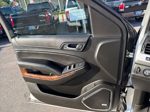 Used 2018 Chevrolet Tahoe Premier AWD/4WD image 20