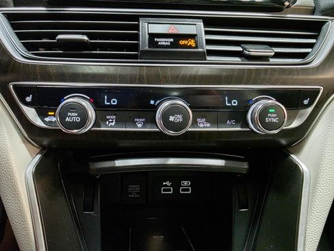 Used 2021 Honda Accord EX-L image 33