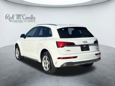 Used 2021 Audi Q5 Premium w/ Convenience Package image 3