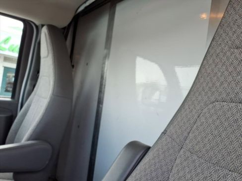 Used 2019 Chevrolet Express 3500 w/ Power Convenience Package image 32