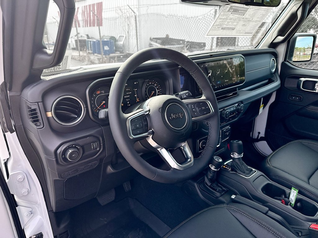 New 2026 Jeep Wrangler Unlimited Sahara AWD/4WD image 13
