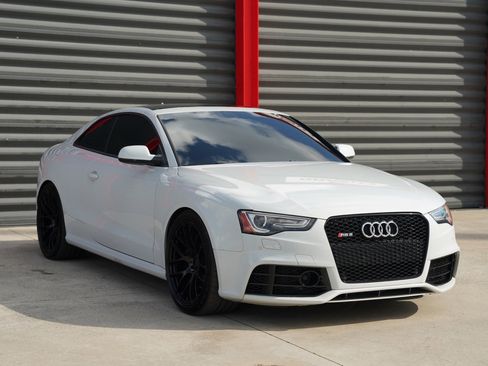 Used 2013 Audi RS 5 4.2 w/ Audi MMI Navigation Plus Pkg image 3