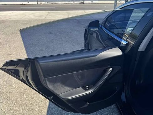 Used 2018 Tesla Model 3 Long Range AWD/4WD image 15