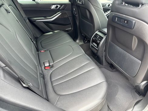 Used 2022 BMW X5 sDrive40i w/ Premium Package RWD image 16