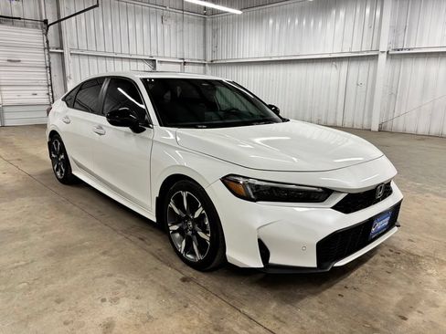 Used 2025 Honda Civic Sport image 1