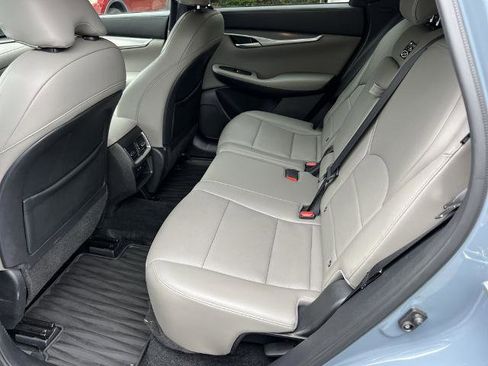 Used 2023 INFINITI QX50 Luxe AWD/4WD image 17