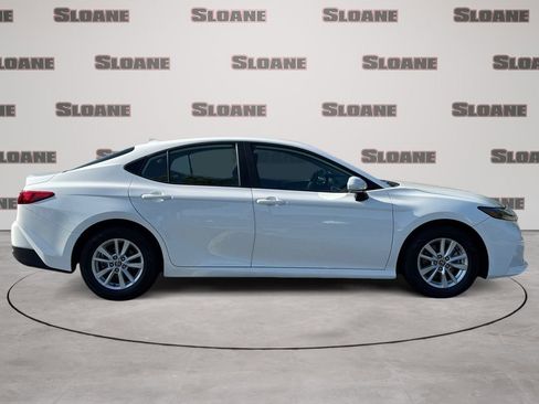 Used 2025 Toyota Camry LE w/ Convenience Package FWD image 6