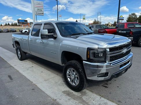 Used 2014 Chevrolet Silverado 3500 LT w/ Interior Plus Package AWD/4WD image 9