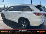 Used 2016 Toyota Highlander XLE image 3