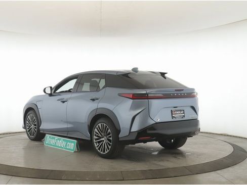 Used 2023 Lexus RZ 450e Premium w/ Accessory Package (2T) image 8
