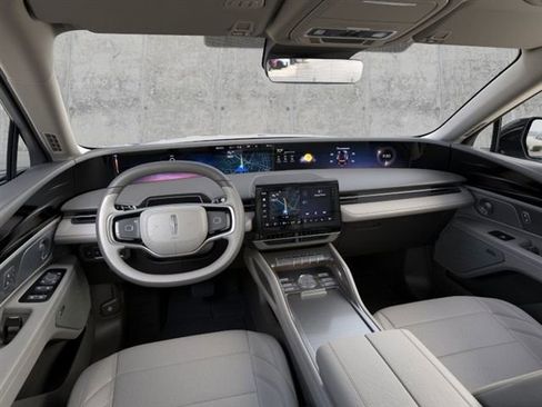 New 2025 Lincoln Nautilus Premier w/ Equipment Group 102A image 9