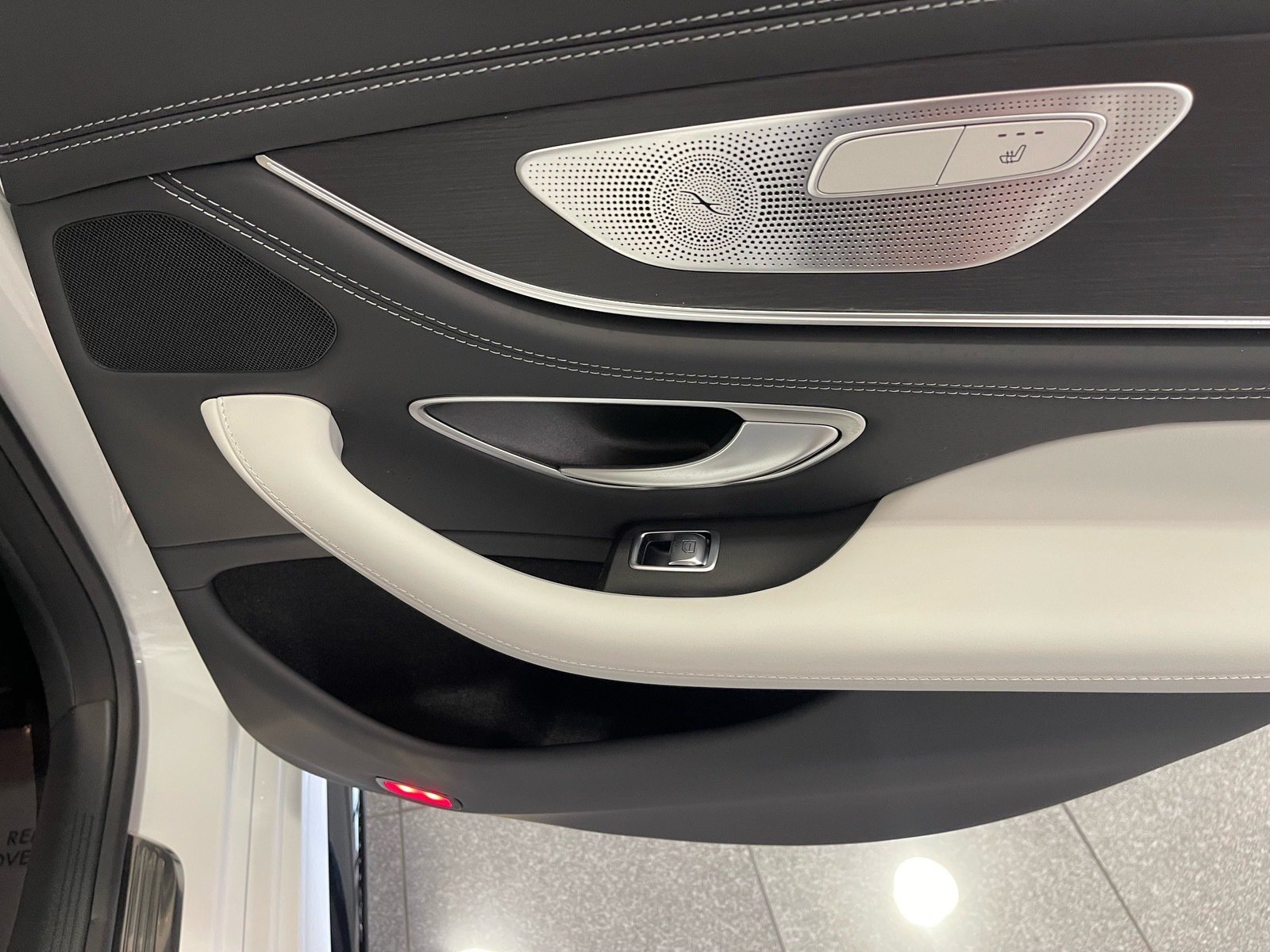 Used 2025 Mercedes-Benz AMG GT 63 image 49