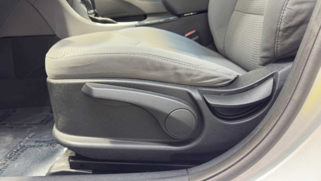 Used 2012 Hyundai Sonata GLS FWD image 20
