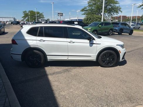 Certified 2024 Volkswagen Tiguan SE R-Line FWD image 5