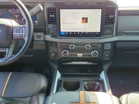 Certified 2024 Ford F250 Platinum image 19
