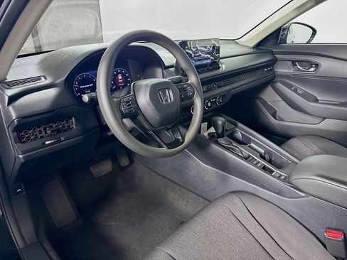 Certified 2025 Honda Accord LX image 7