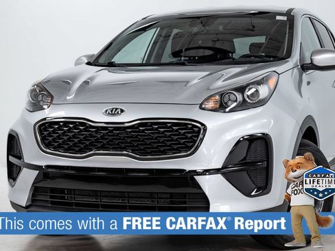 Used 2020 Kia Sportage LX FWD image 2