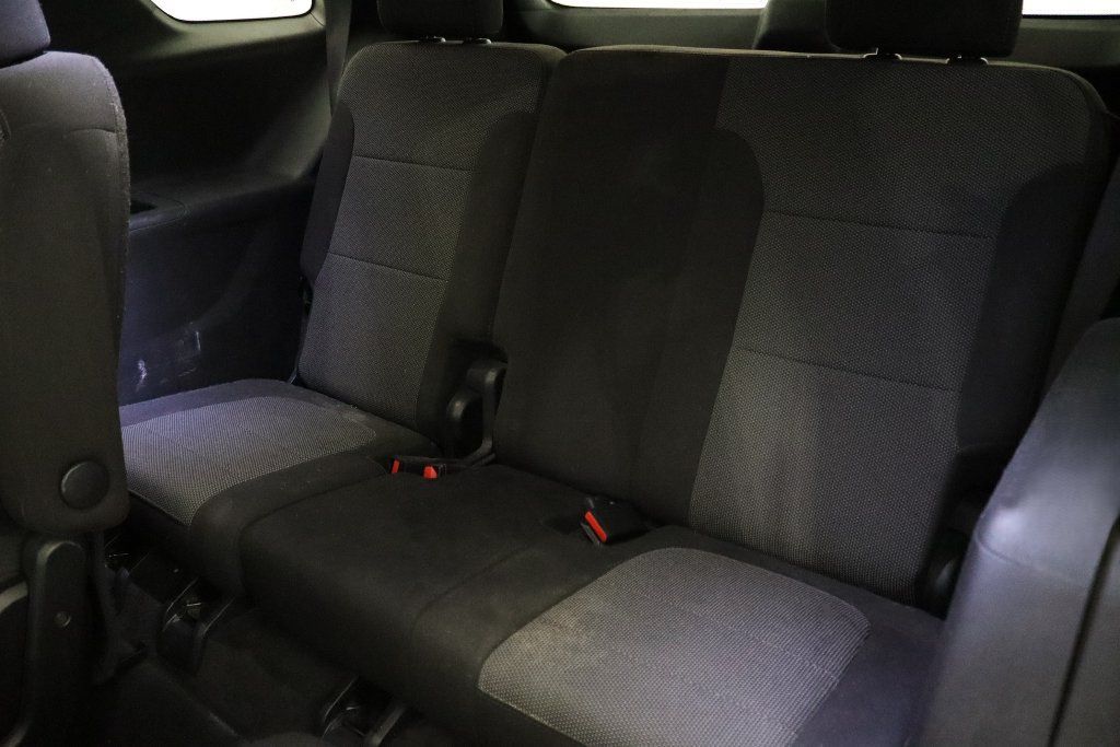 Used 2023 Chevrolet Traverse LT AWD/4WD image 9
