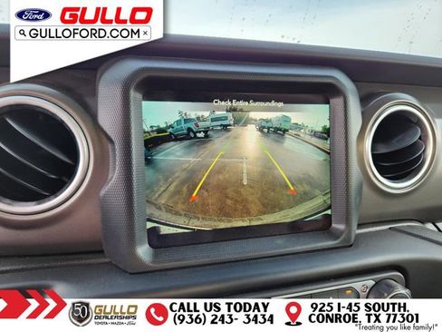 Used 2023 Jeep Wrangler Rubicon w/ Steel Bumper Group image 24