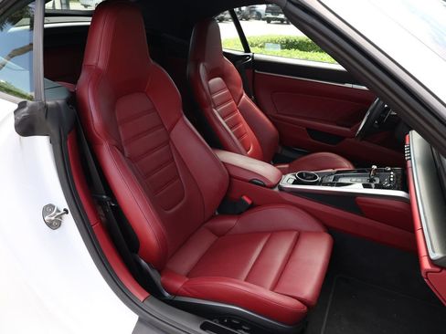 Used 2021 Porsche 911 Turbo AWD/4WD image 17