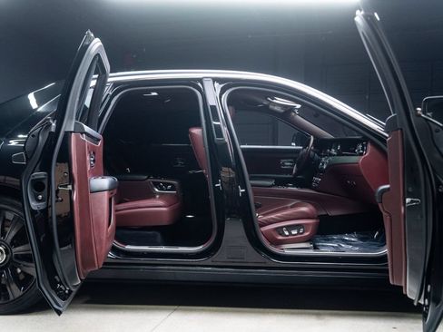 Used 2021 Rolls-Royce Ghost AWD/4WD image 13