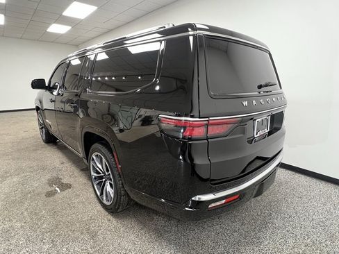 Used 2024 Jeep Wagoneer L Series III w/ Premium Group I image 21