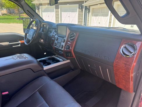 Used 2015 Ford F250 King Ranch image 18