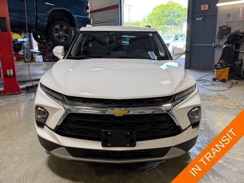 Used 2026 Chevrolet Blazer LT w/ Convenience Package AWD/4WD image 4