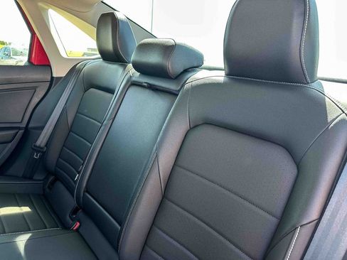 Used 2023 Volkswagen Jetta SE FWD image 20