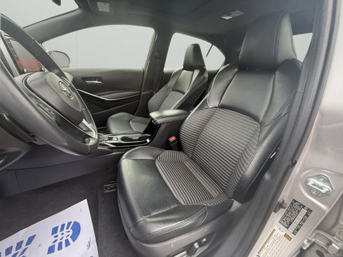 Used 2022 Toyota Corolla XSE w/ Carpet Mat Package (TMS) image 4