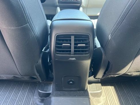 Used 2024 Ford Escape Active AWD/4WD image 18