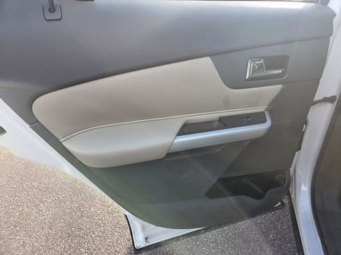 Used 2013 Ford Edge SEL AWD/4WD image 48