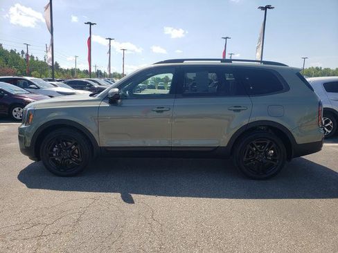 Certified 2025 Kia Telluride SX Prestige X-Line AWD/4WD image 8
