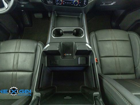 Used 2025 Chevrolet Silverado 2500 High Country w/ Technology Package image 32