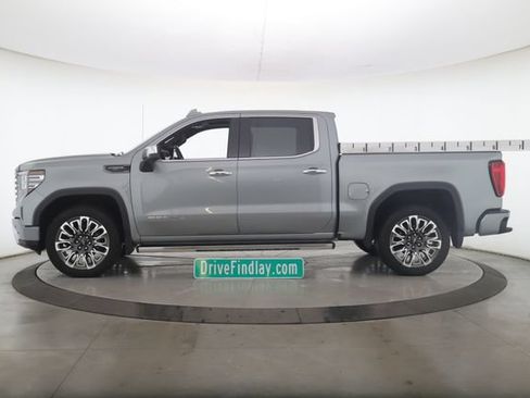 Used 2026 GMC Sierra 1500 Denali Ultimate AWD/4WD image 9