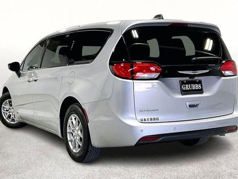 New 2026 Chrysler Voyager LX image 4