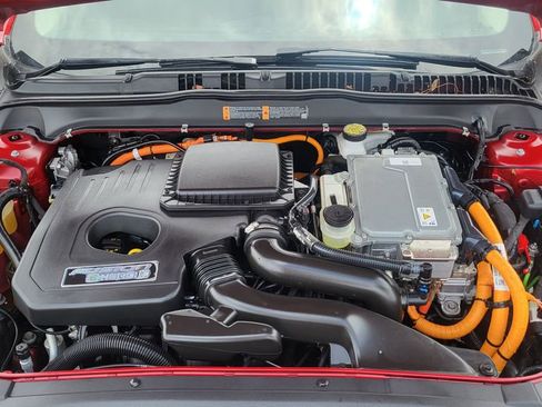 Used 2020 Ford Fusion Energi Titanium image 41