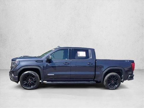 Used 2022 GMC Sierra 1500 Elevation w/ LPO, Elevation Black Package AWD/4WD image 2