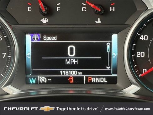 Used 2018 Chevrolet Equinox Premier image 17
