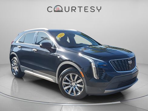 Used 2019 Cadillac XT4 Premium Luxury w/ Driver Awareness Package image 4