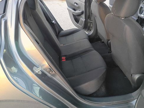 Used 2020 Nissan Sentra S image 29