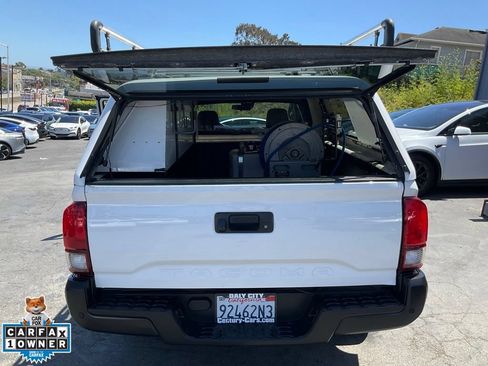 Used 2022 Toyota Tacoma SR RWD image 14