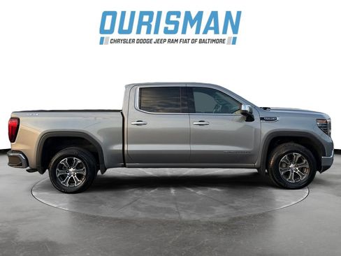 Used 2025 GMC Sierra 1500 SLT image 7