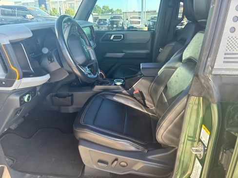 Used 2022 Ford Bronco Badlands AWD/4WD image 5