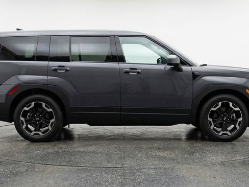 Used 2025 Hyundai Santa Fe SEL image 11