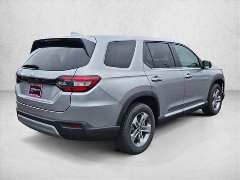 New 2025 Honda Pilot EX-L image 5