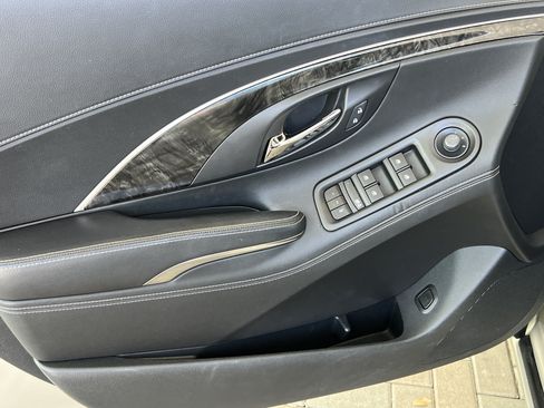 Used 2014 Buick LaCrosse Leather FWD image 14